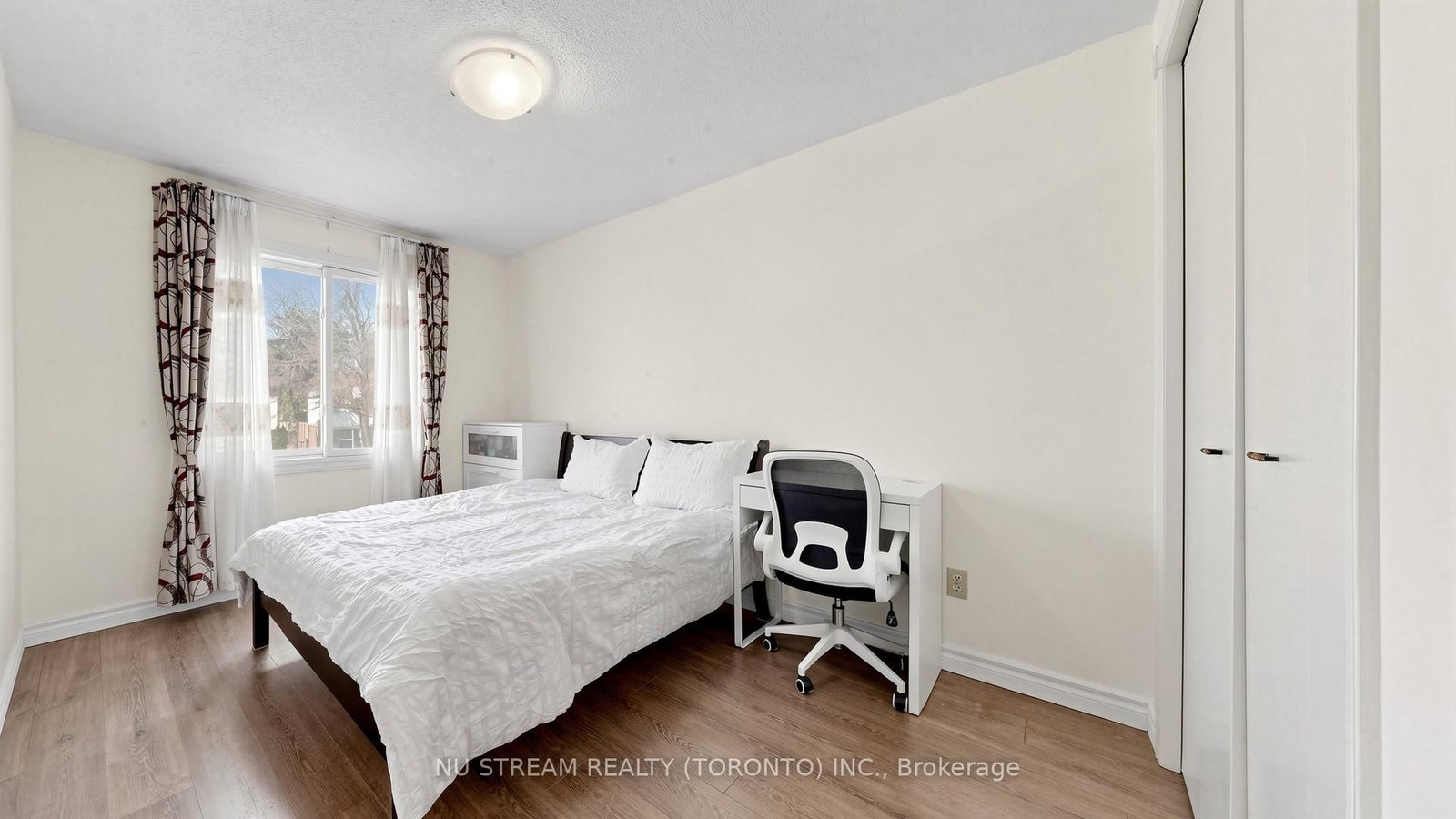 26 Alexmuir Boulevard - Photo 28