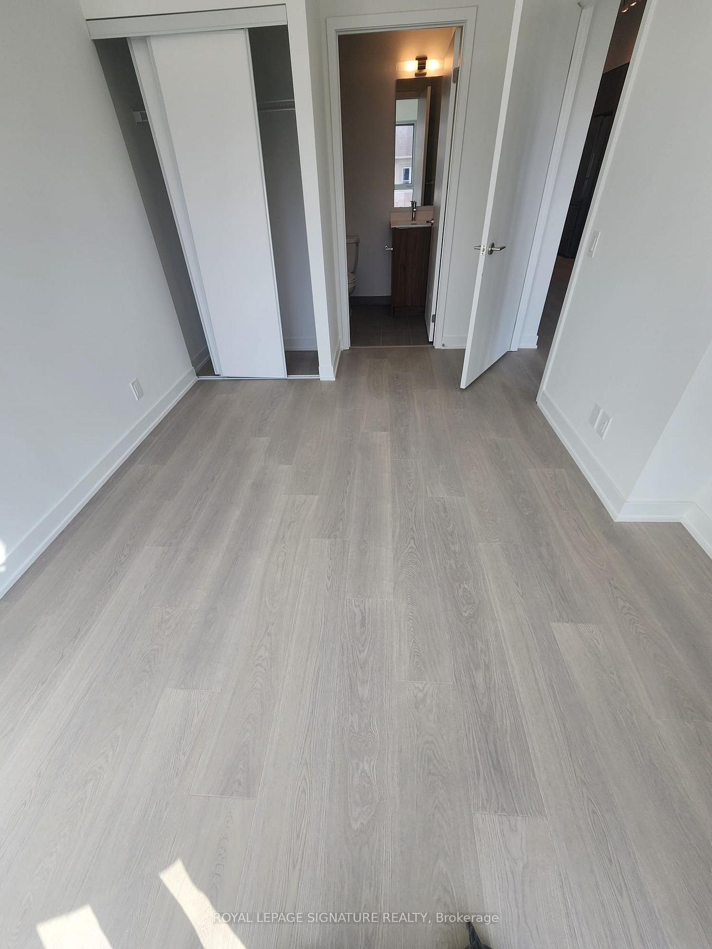 Condo for lease at 310-743 Warden Avenue, Toronto, Ontario, M1L 4A8 - Clairlea-Birchmount - MLS: E13055712