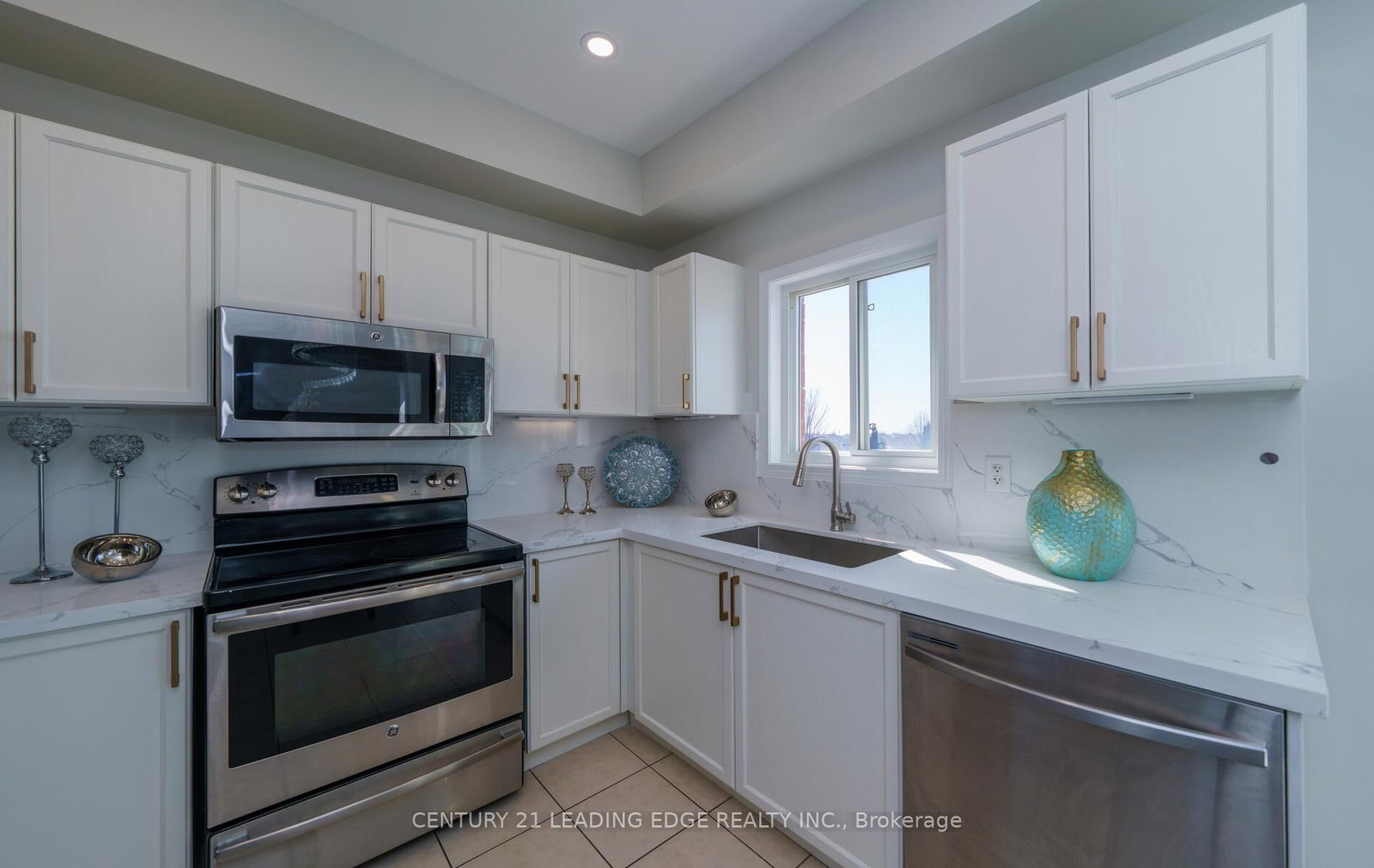 784 Ormond Drive - Photo 17