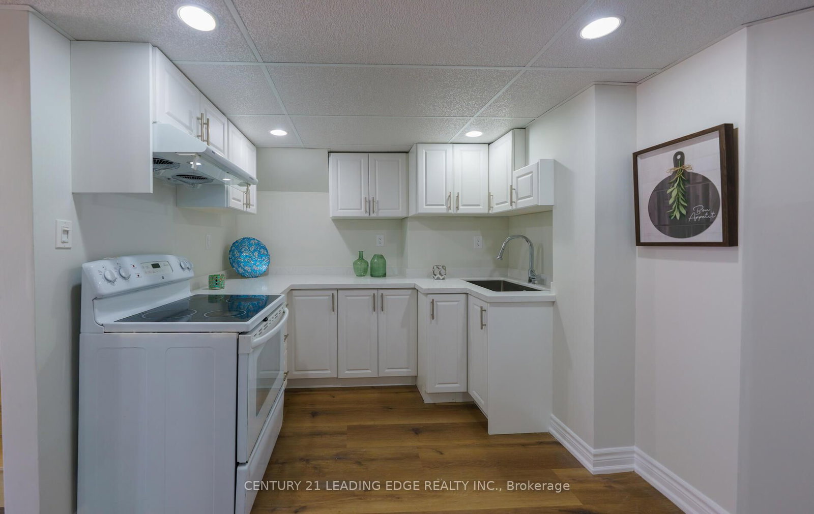 784 Ormond Drive - Photo 34