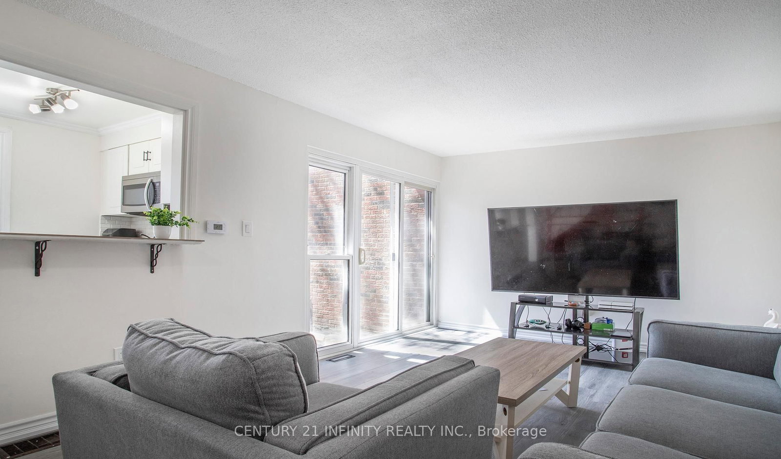 101 Dovedale Drive, Unit 33 - Photo 10