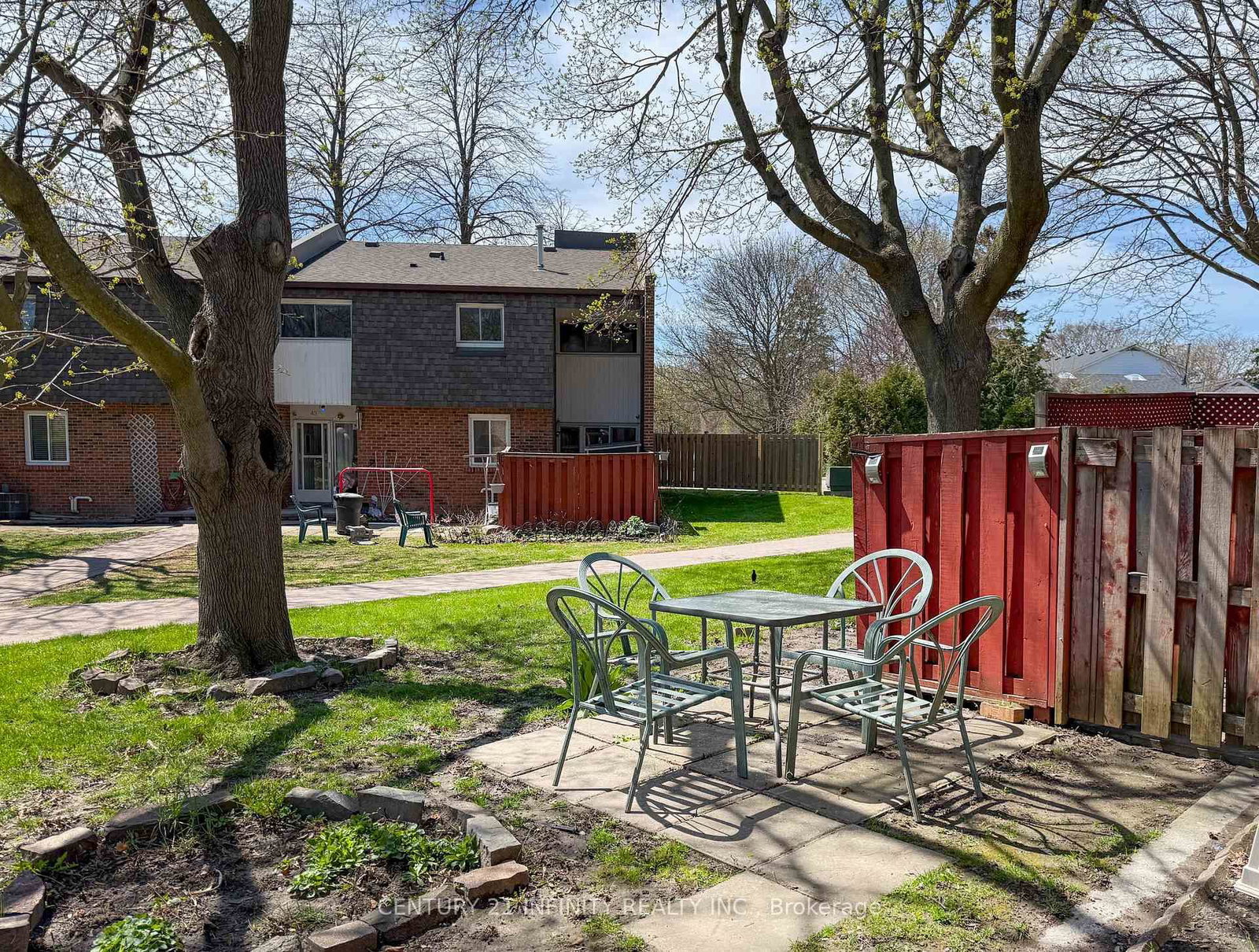 101 Dovedale Drive, Unit 33 - Photo 24