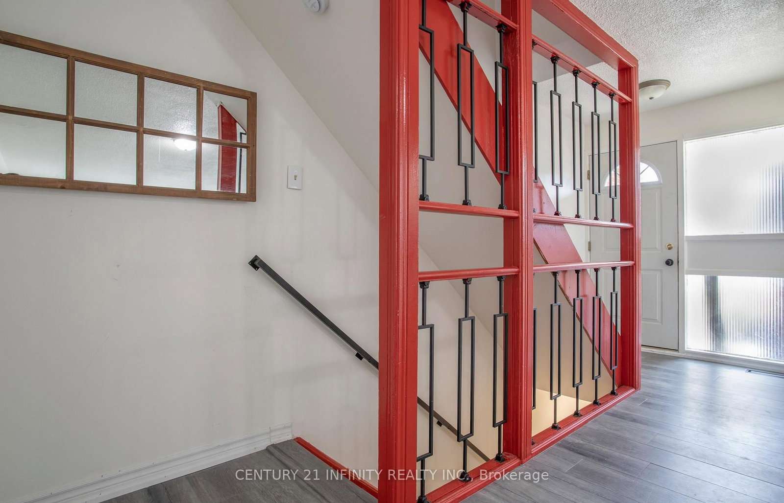 101 Dovedale Drive, Unit 33 - Photo 4