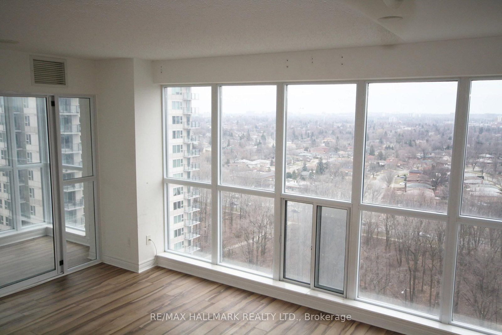 50 Town Centre Court, Unit 1710 - Photo 6