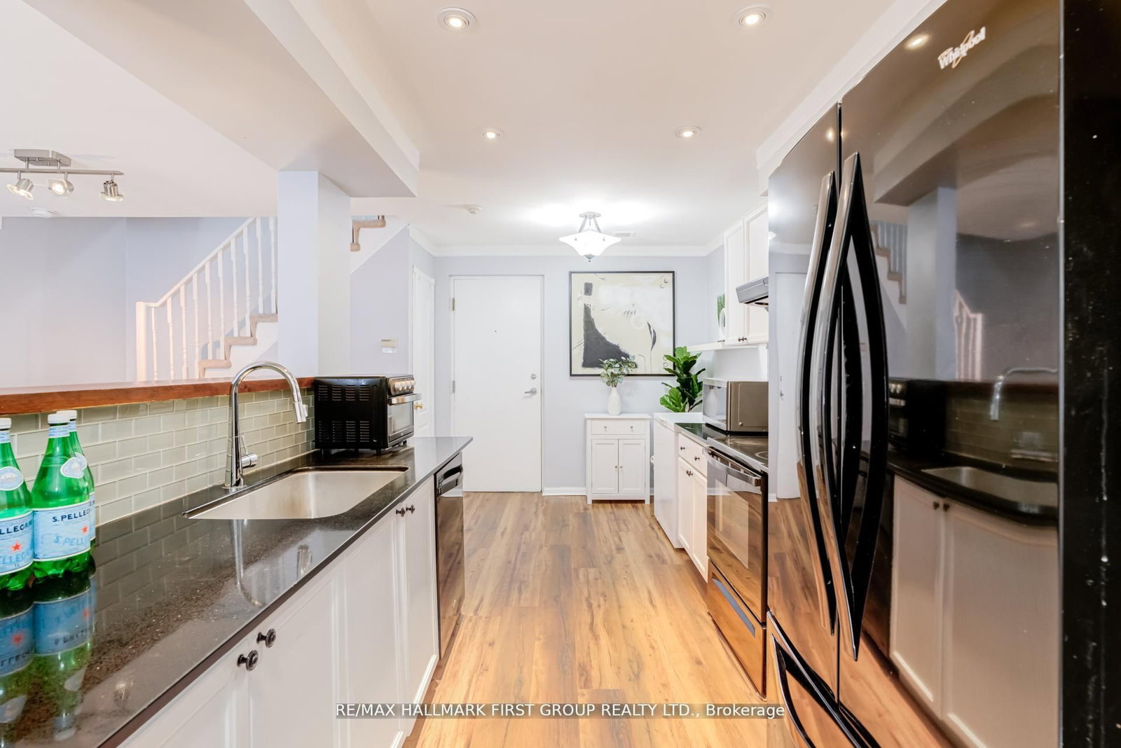 1400 The Esplanade N, Unit 507 - Photo 7