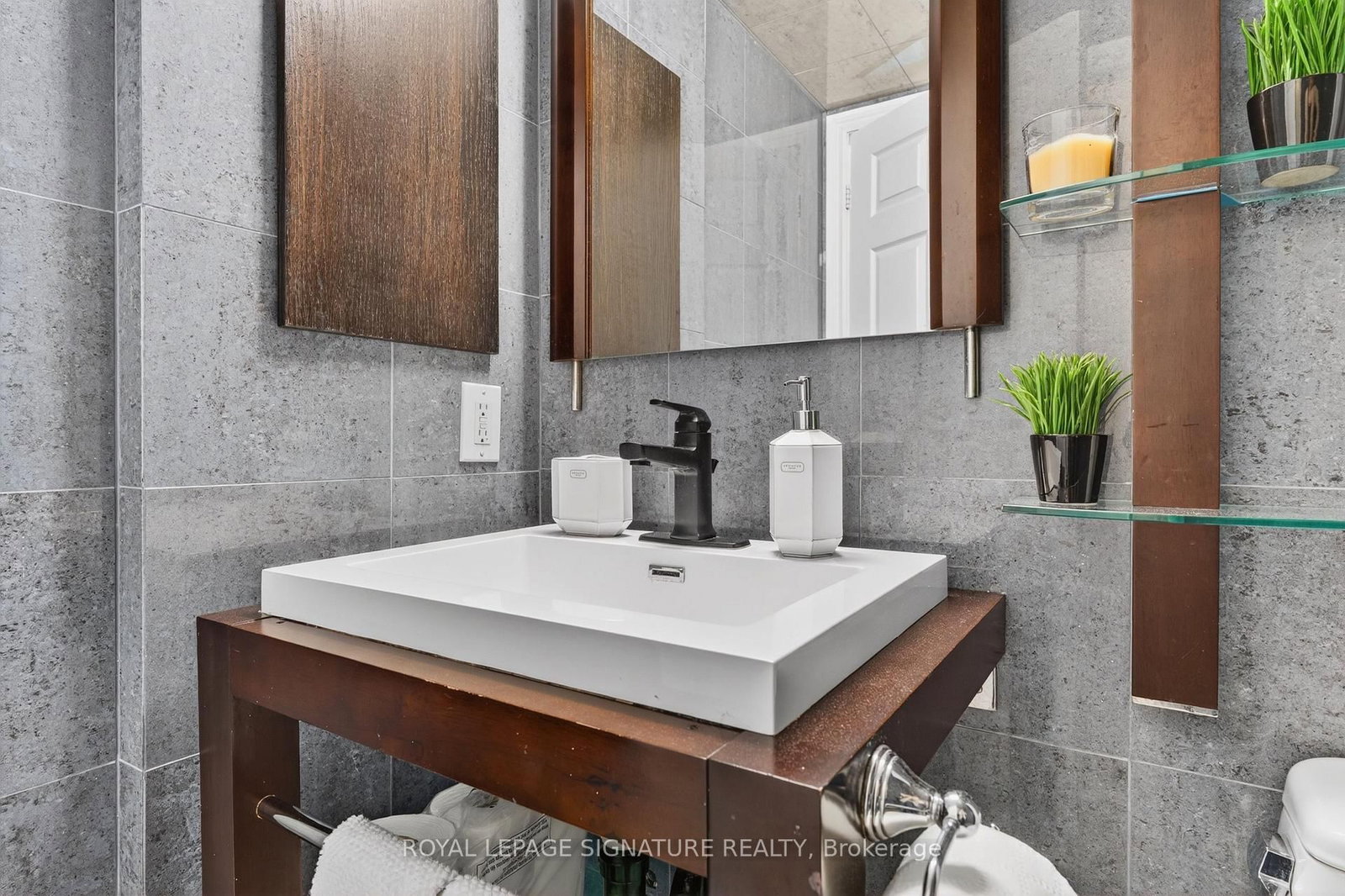 61 Town Centre Court, Unit 711 - Photo 29