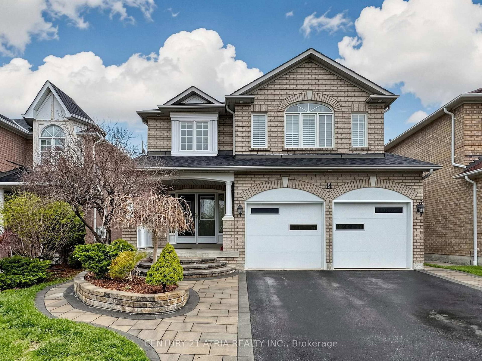 Detached House for sale at 14 Robert Attersley Drive, Whitby, Ontario, L1R 3E3 - Taunton North - MLS: E13057632