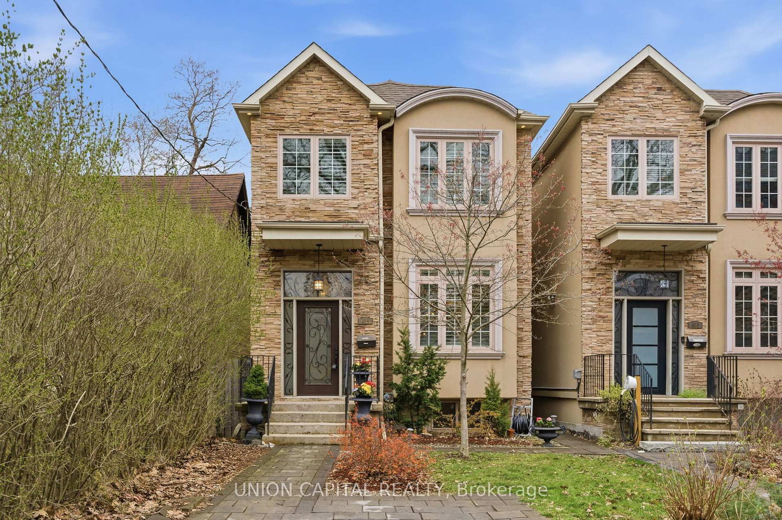 Detached House for sale at 40A Norwood Road, Toronto, Ontario, M4E 2S2 - East End-Danforth - MLS: E13057934