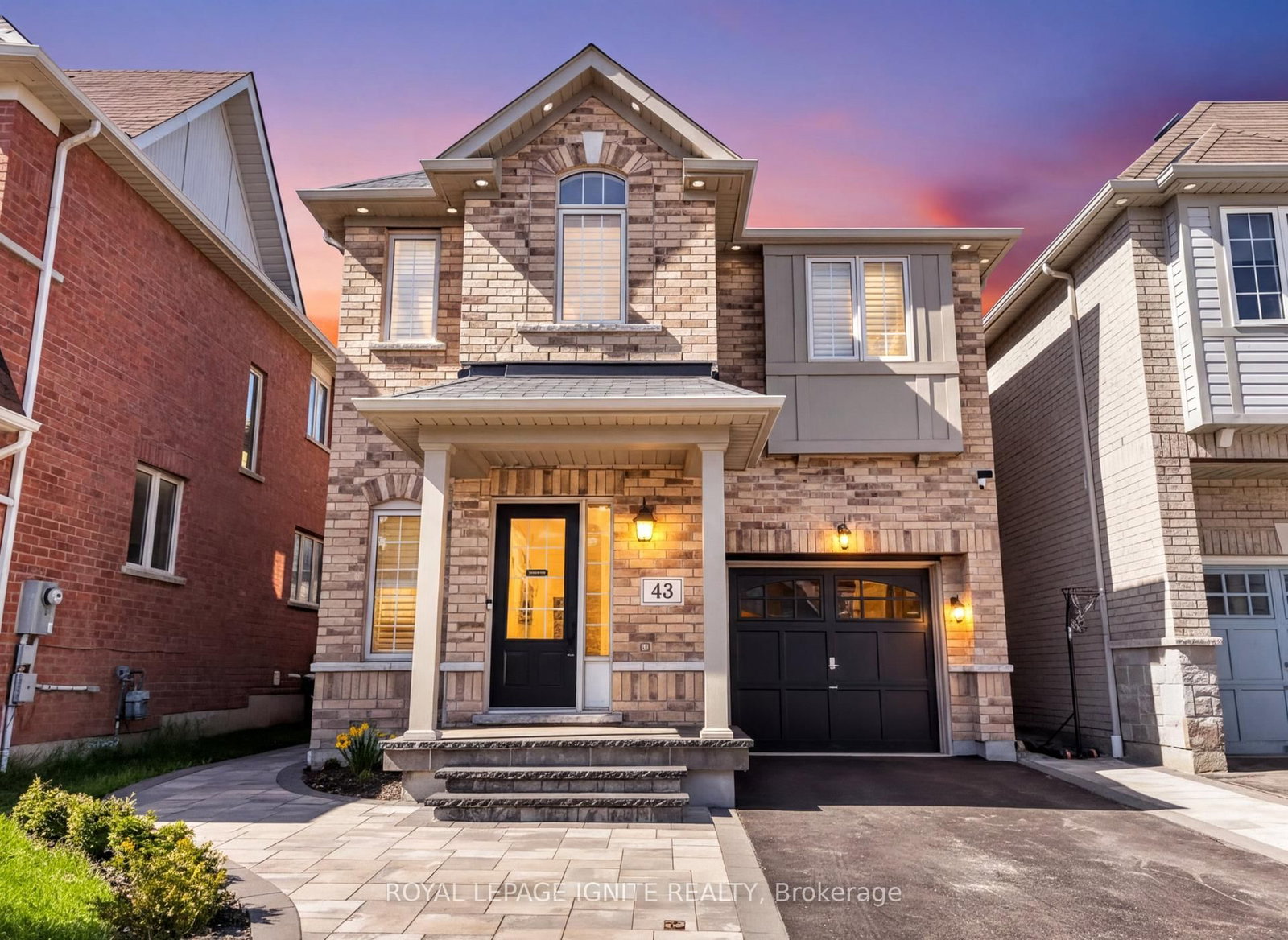 Detached House for sale at 43 Headon Avenue, Ajax, Ontario, L1Z 0S7 - Central East - MLS: E13058100
