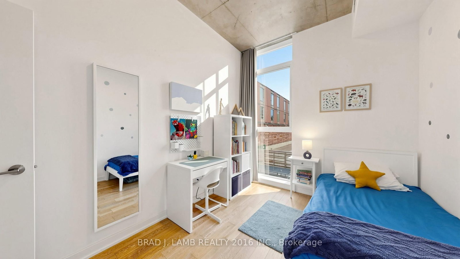 1238 Dundas Street E, Unit TH102 - Photo 10