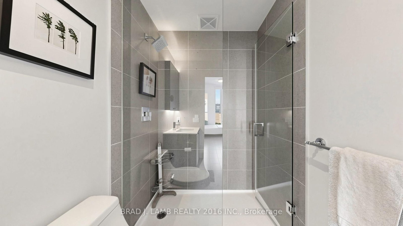 1238 Dundas Street E, Unit TH102 - Photo 9