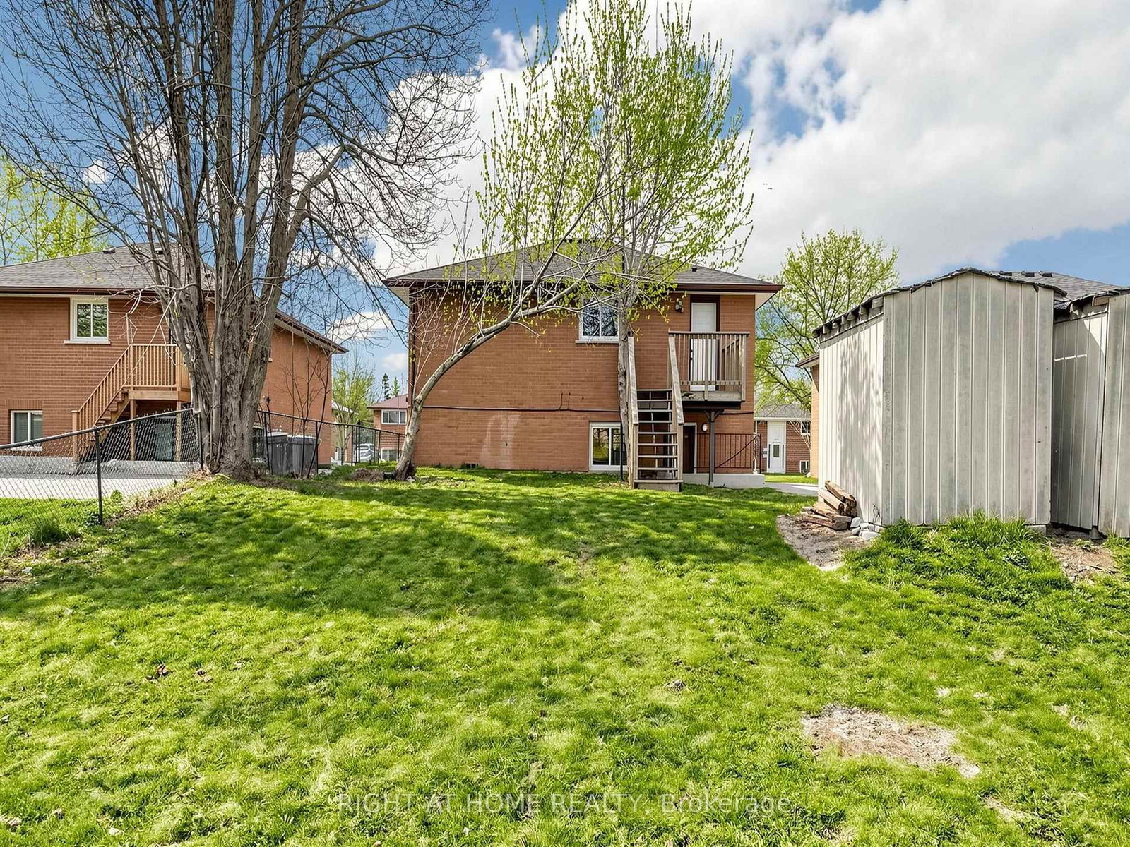 345 Dwight Avenue • Oshawa, ON photo 21