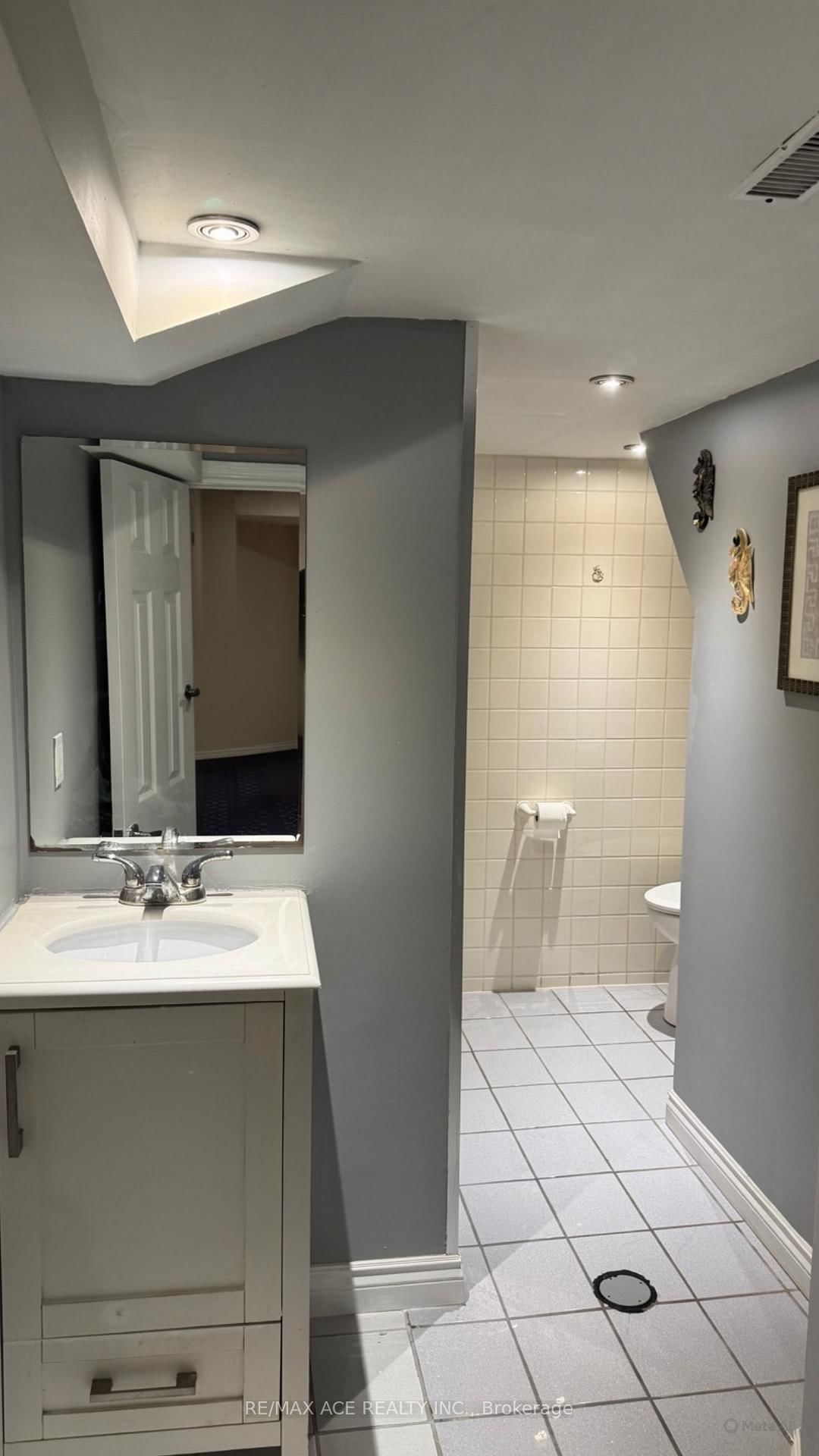 392 East Avenue, Unit Bsmt - Photo 6