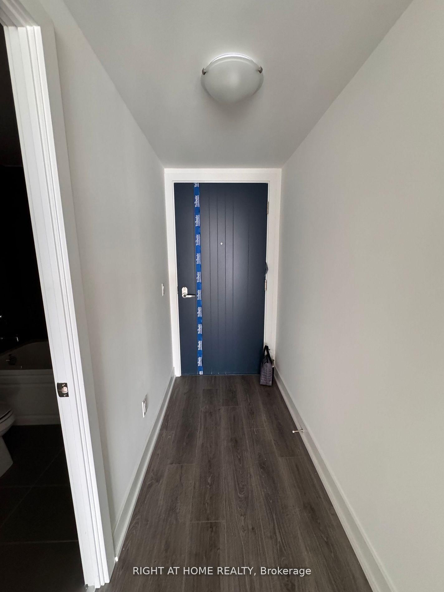 2545 Simcoe Street N, Unit 1015 - Photo 2