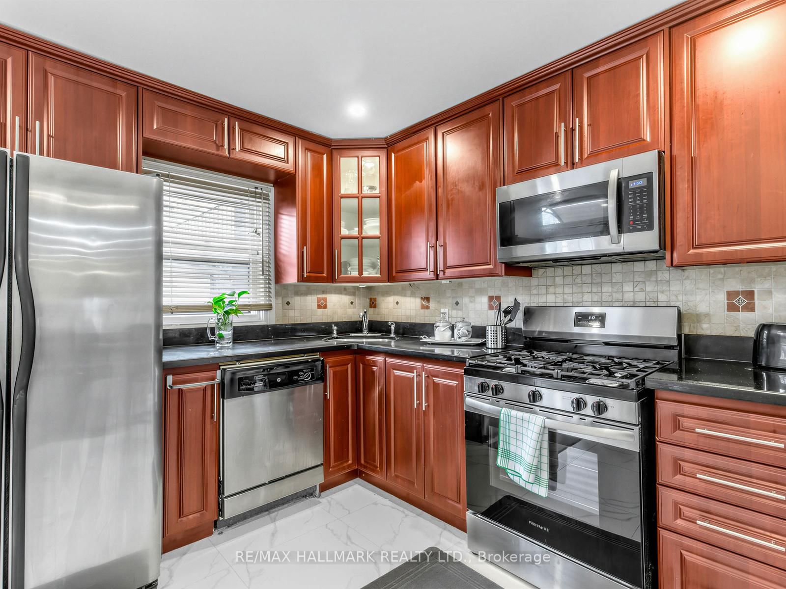 64 Donlands Avenue - Photo 11