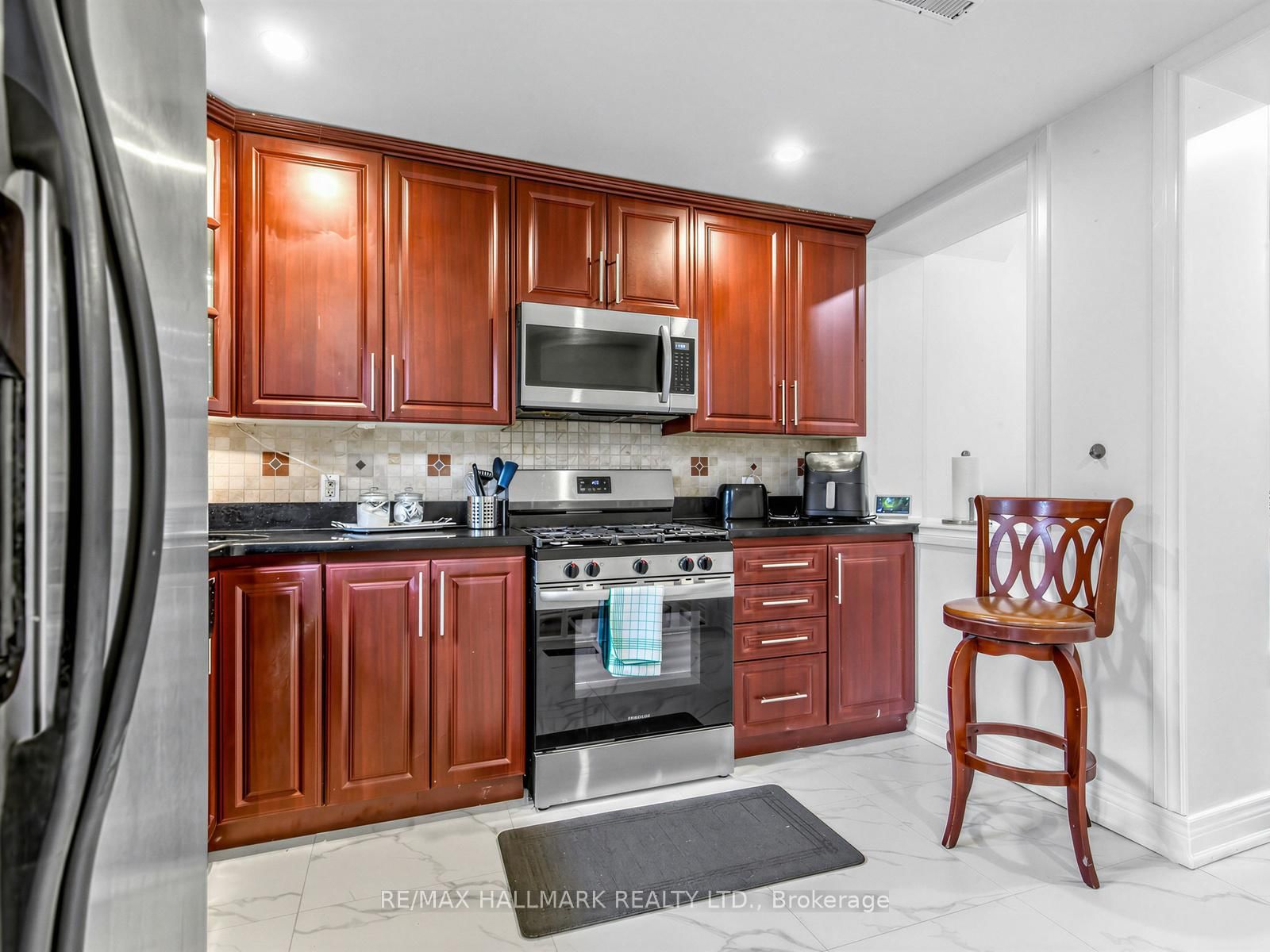64 Donlands Avenue - Photo 12