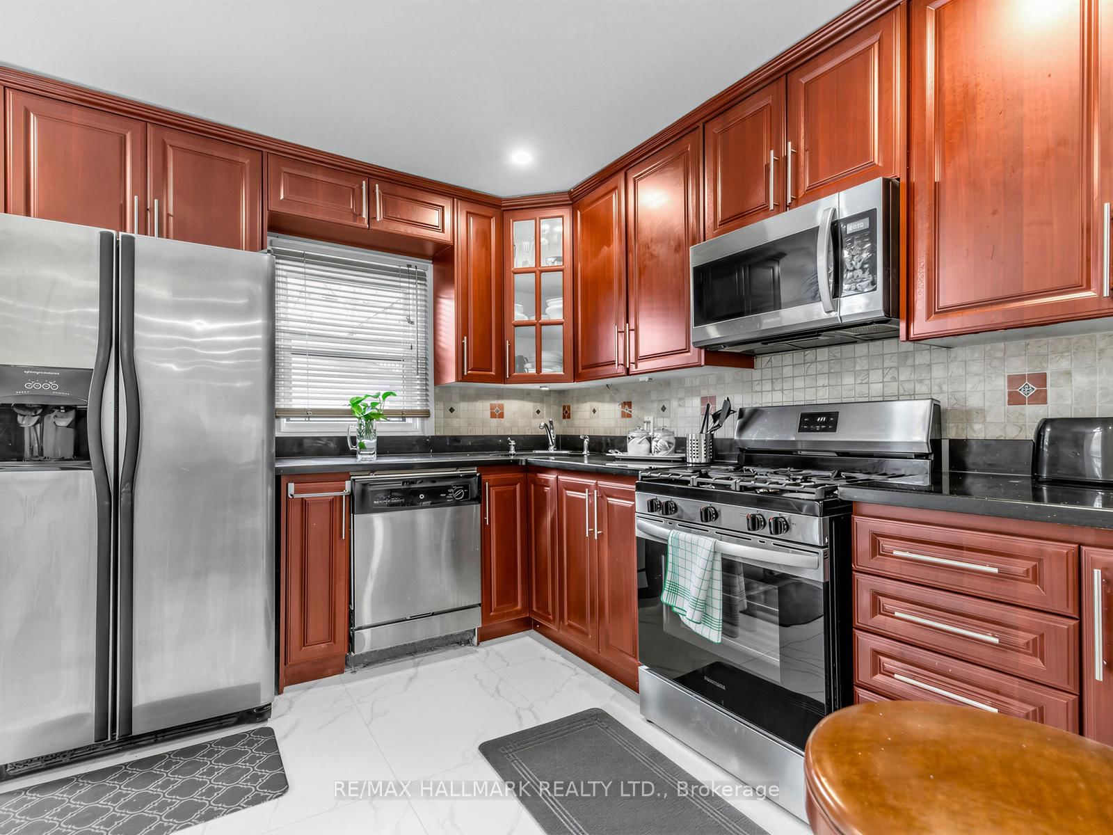 64 Donlands Avenue - Photo 13