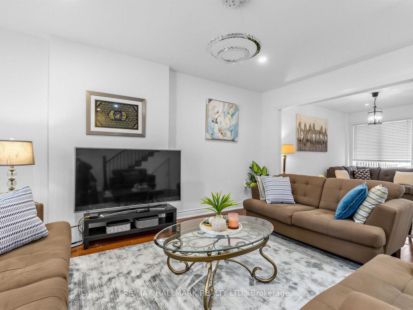 64 Donlands Avenue - Photo 6