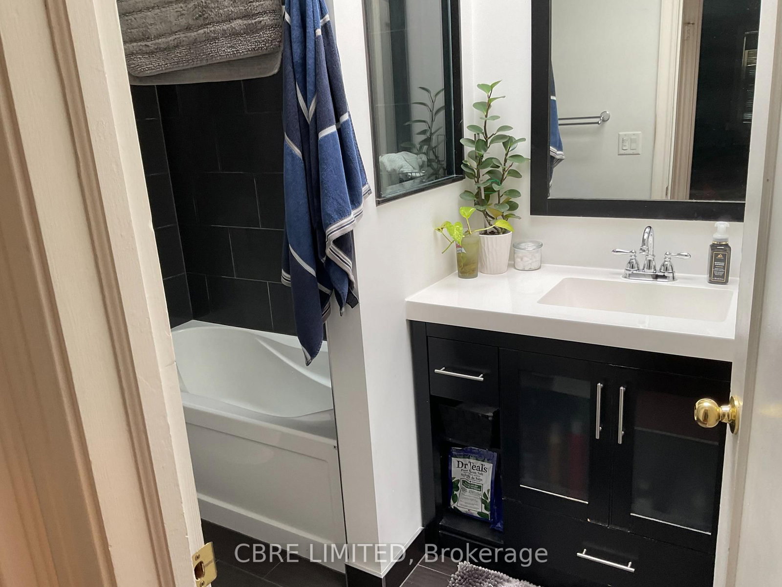 819 O'Connor Drive - Photo 11