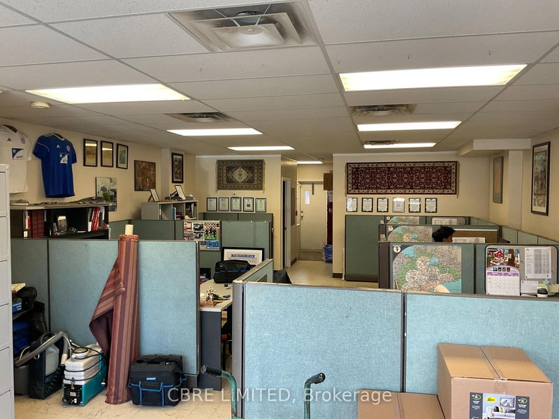 819 O'Connor Dr, Toronto, M4B 2S7 | Image 2