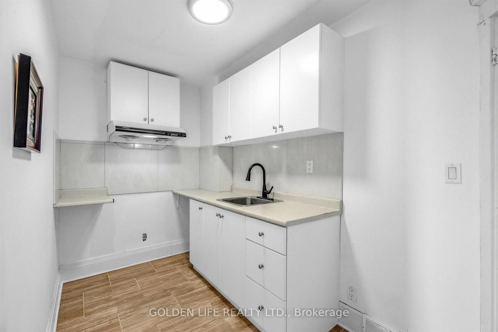 128 Galt Avenue • Toronto, ON photo 25