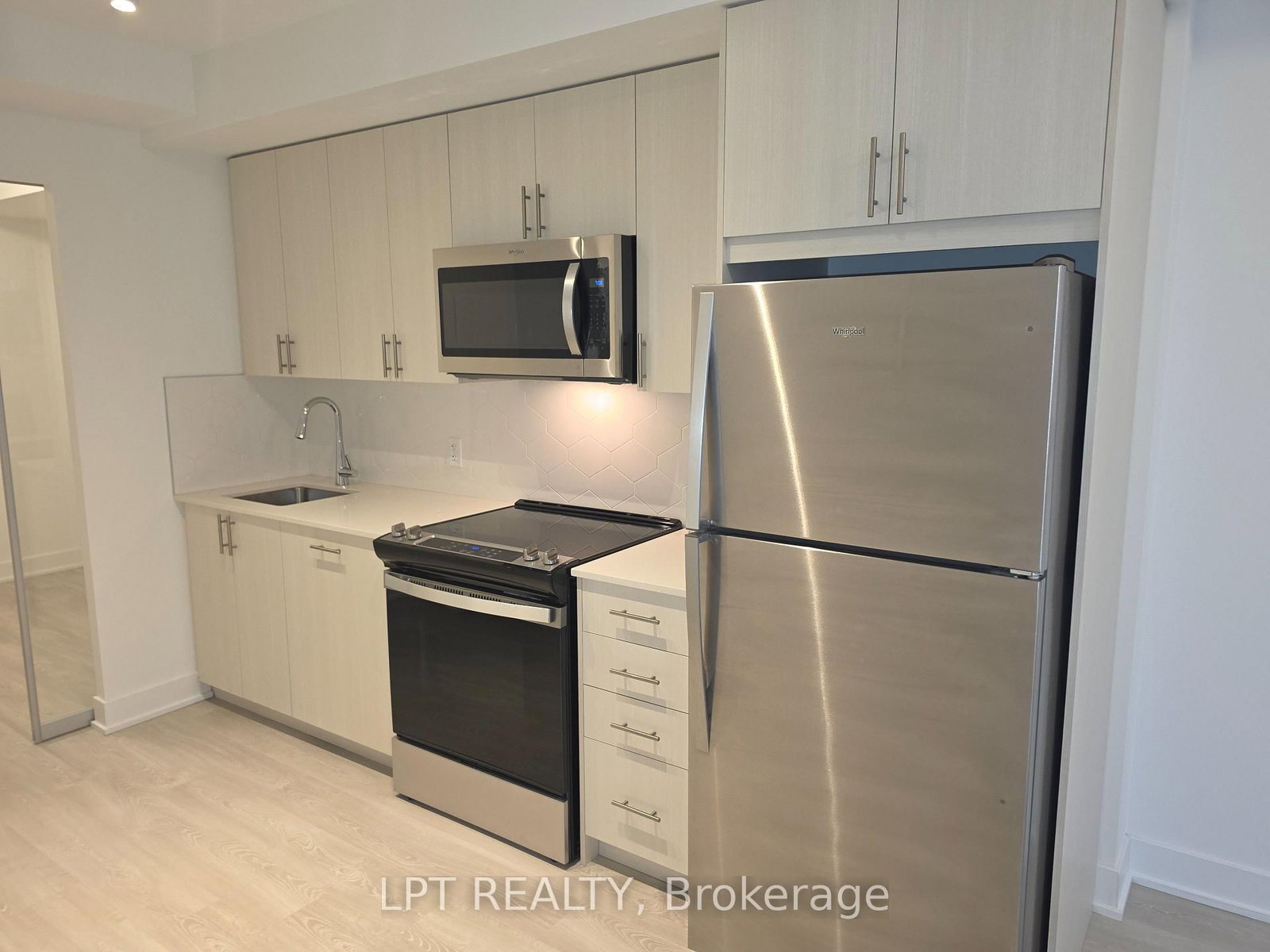 2545 Simcoe Street N, Unit 320 - Photo 10