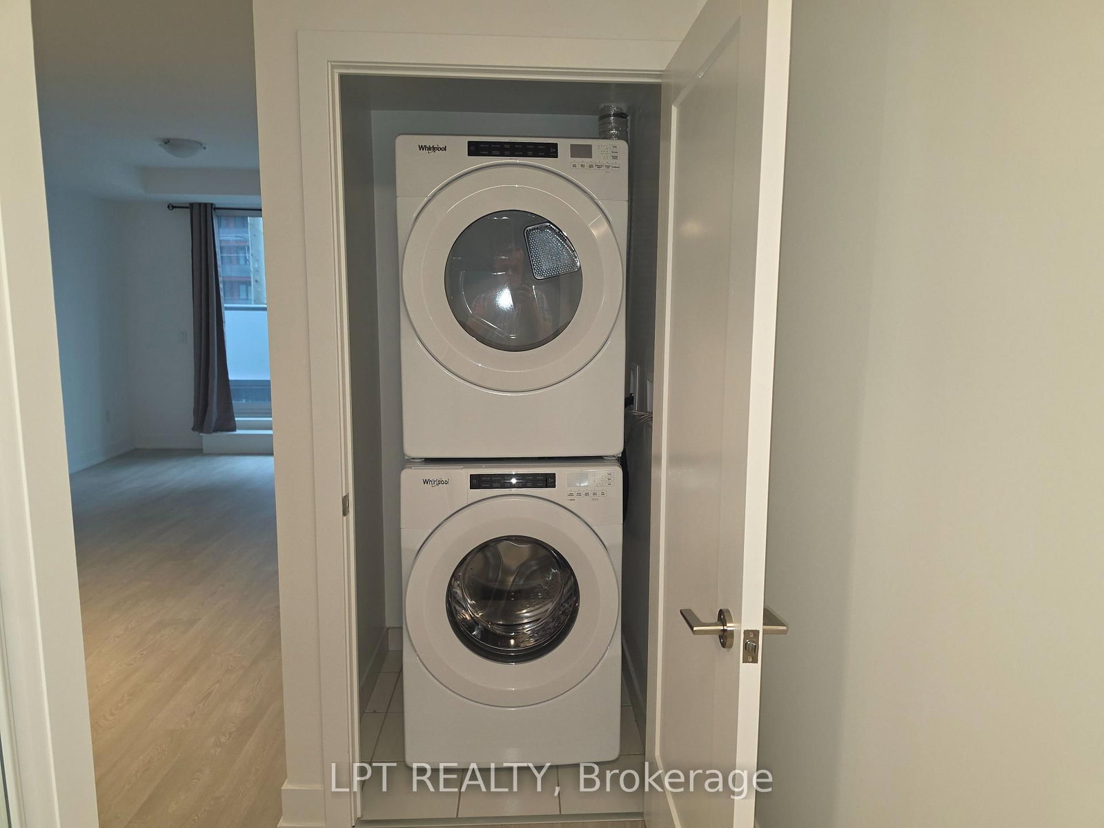 2545 Simcoe Street N, Unit 320 - Photo 12