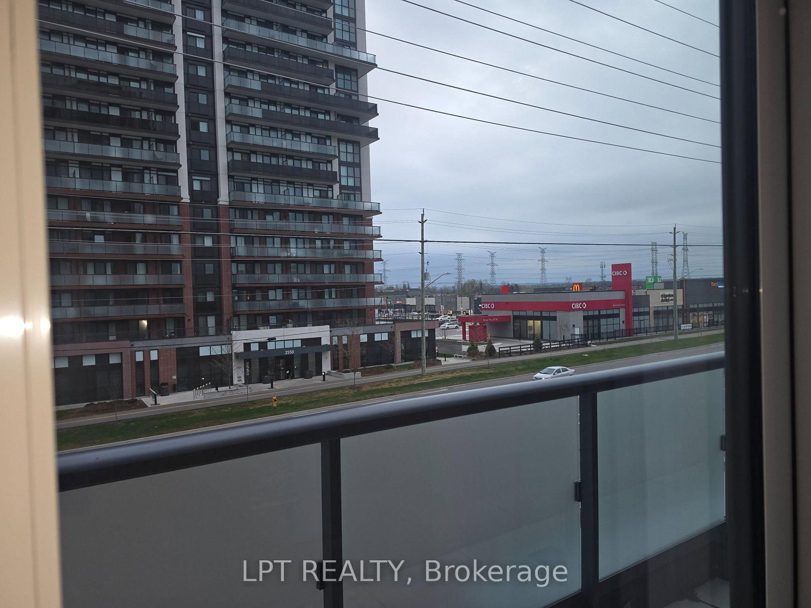 2545 Simcoe Street N, Unit 320 - Photo 2