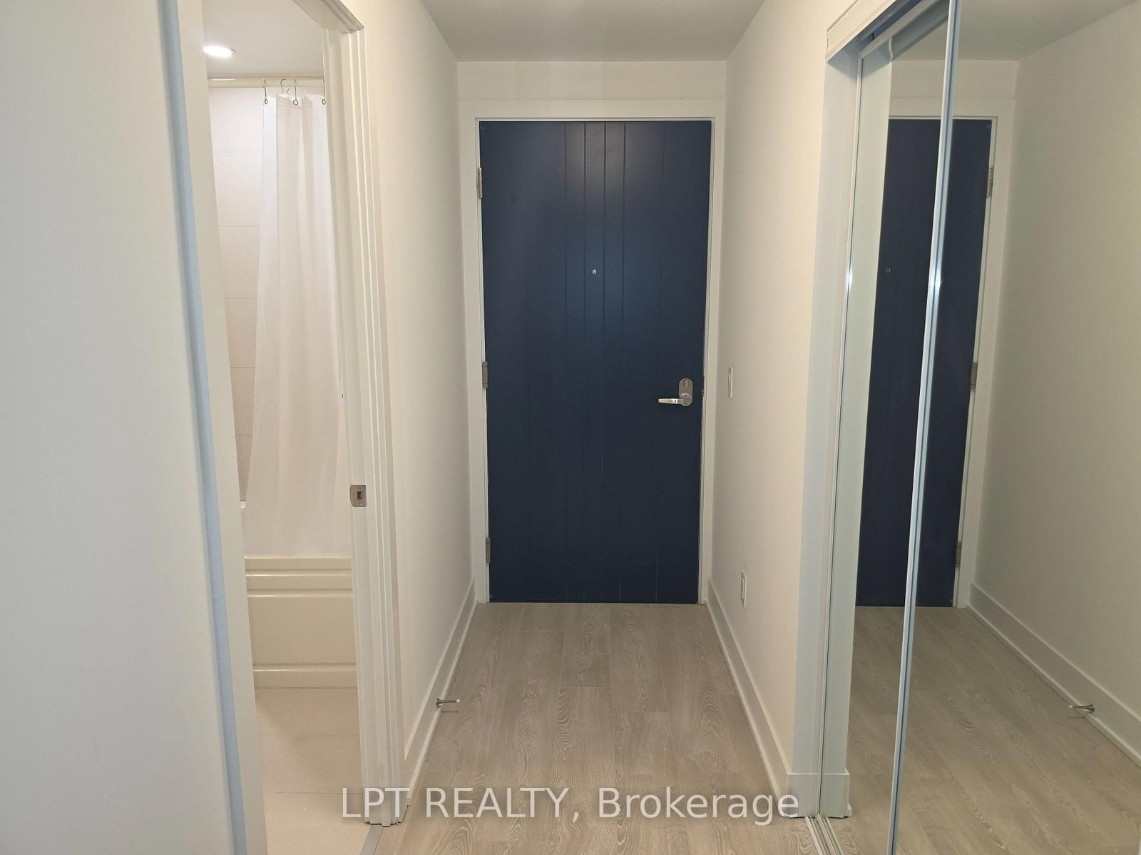 2545 Simcoe Street N, Unit 320 - Photo 3