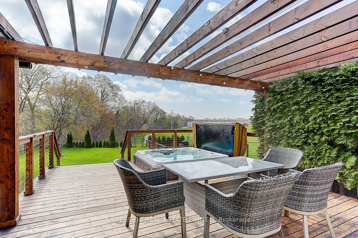 853 Capri Court - Photo 44