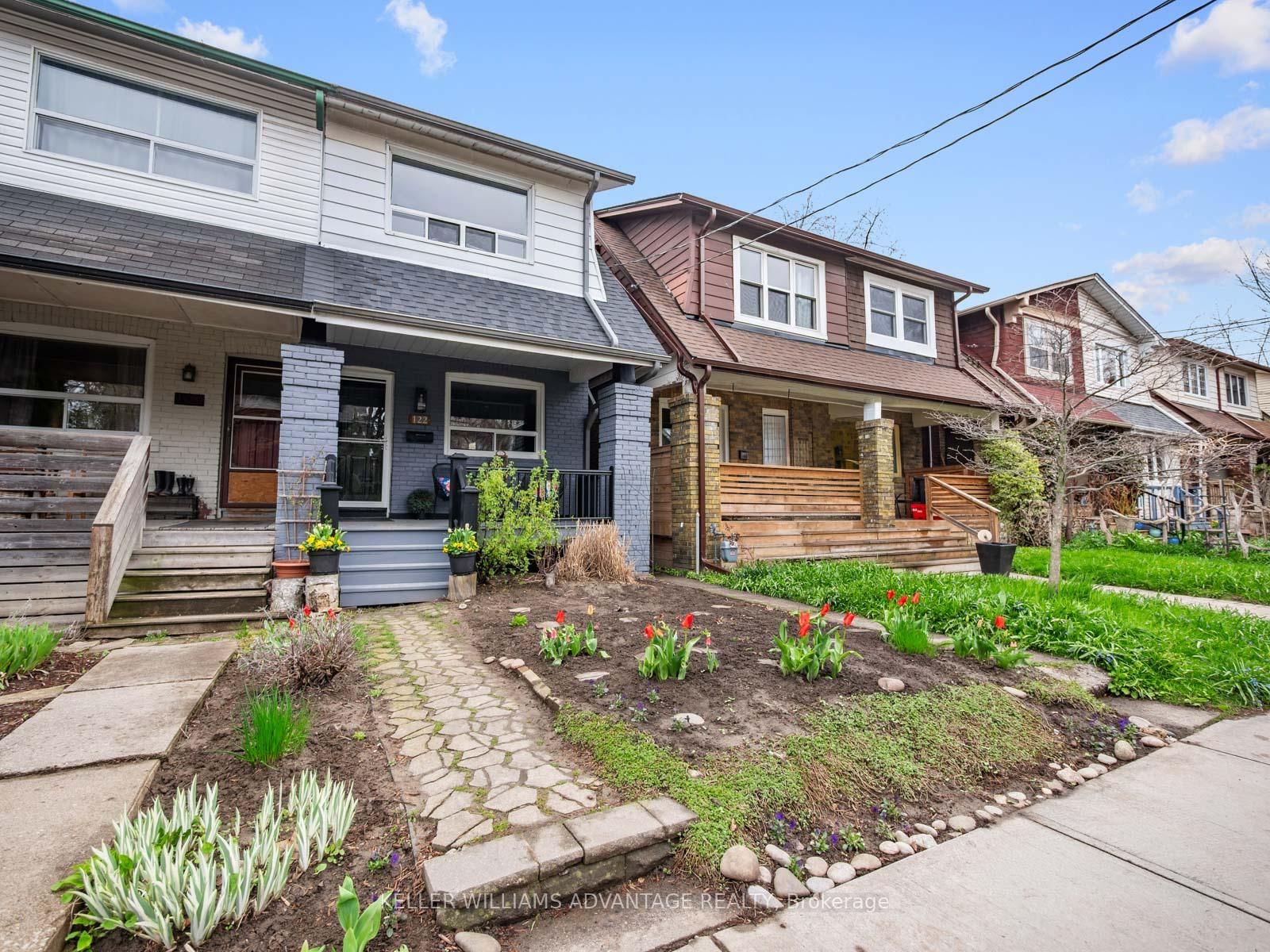 Semi-Detached House for sale at 122 Woodfield Road, Toronto, Ontario, M4L 2W6 - Greenwood-Coxwell - MLS: E13060278