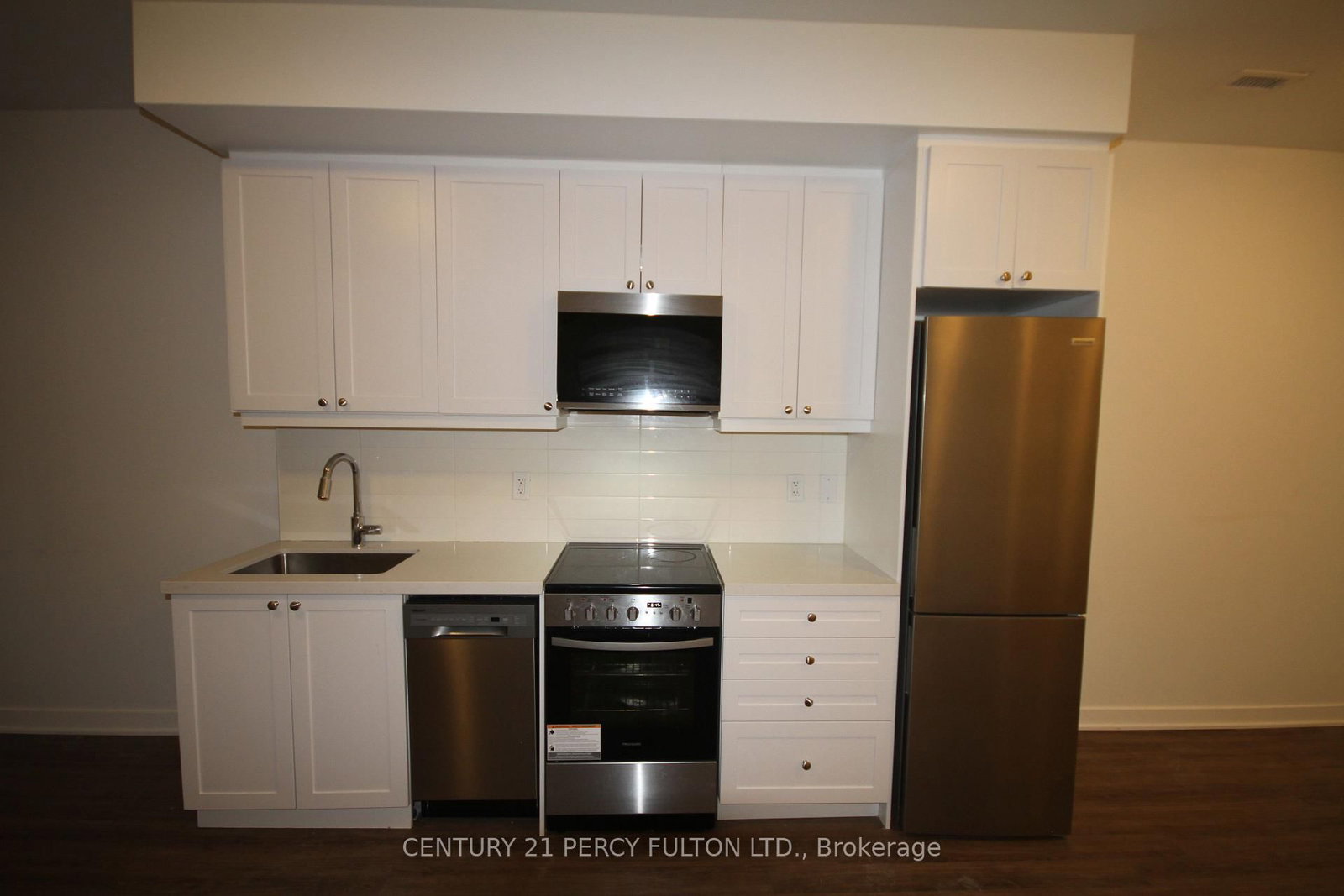 55 Clarington Boulevard, Unit 109 - Photo 10