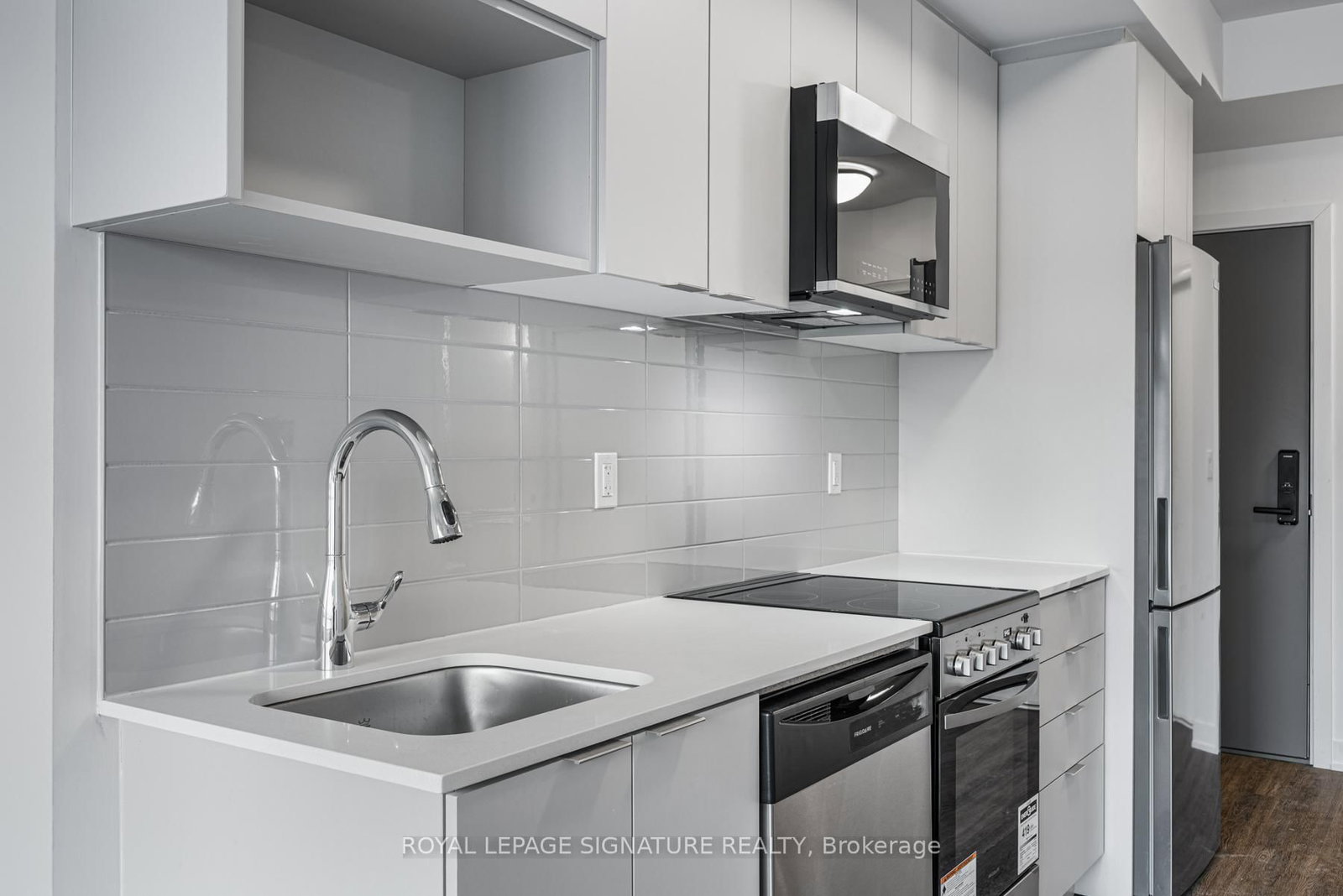 4569 Kingston Road, Unit 204 - Photo 4