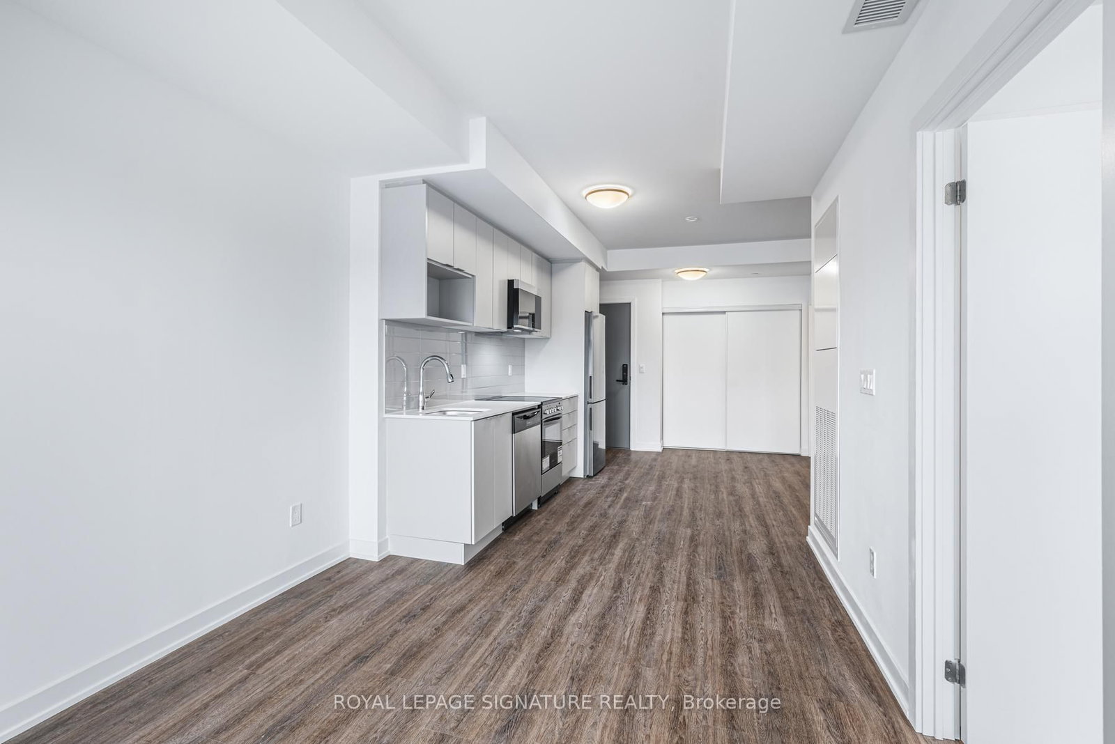 4569 Kingston Road, Unit 204 - Photo 6