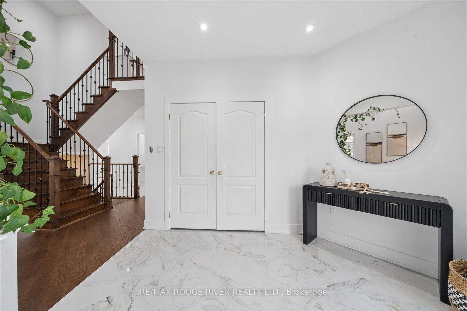 77 Joshua Boulevard - Photo 5
