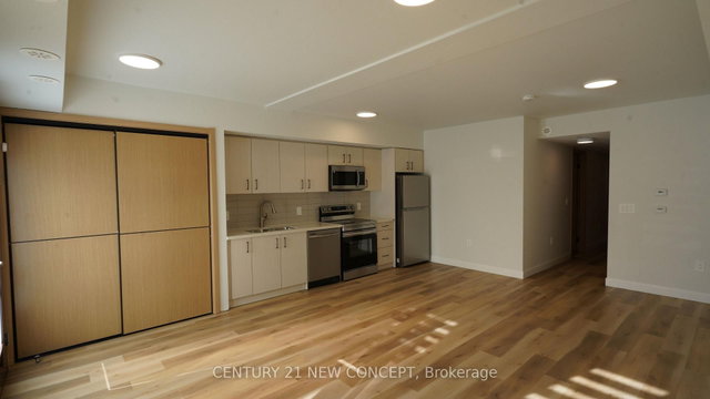 C2-108 - 3427 Sheppard Avenue E