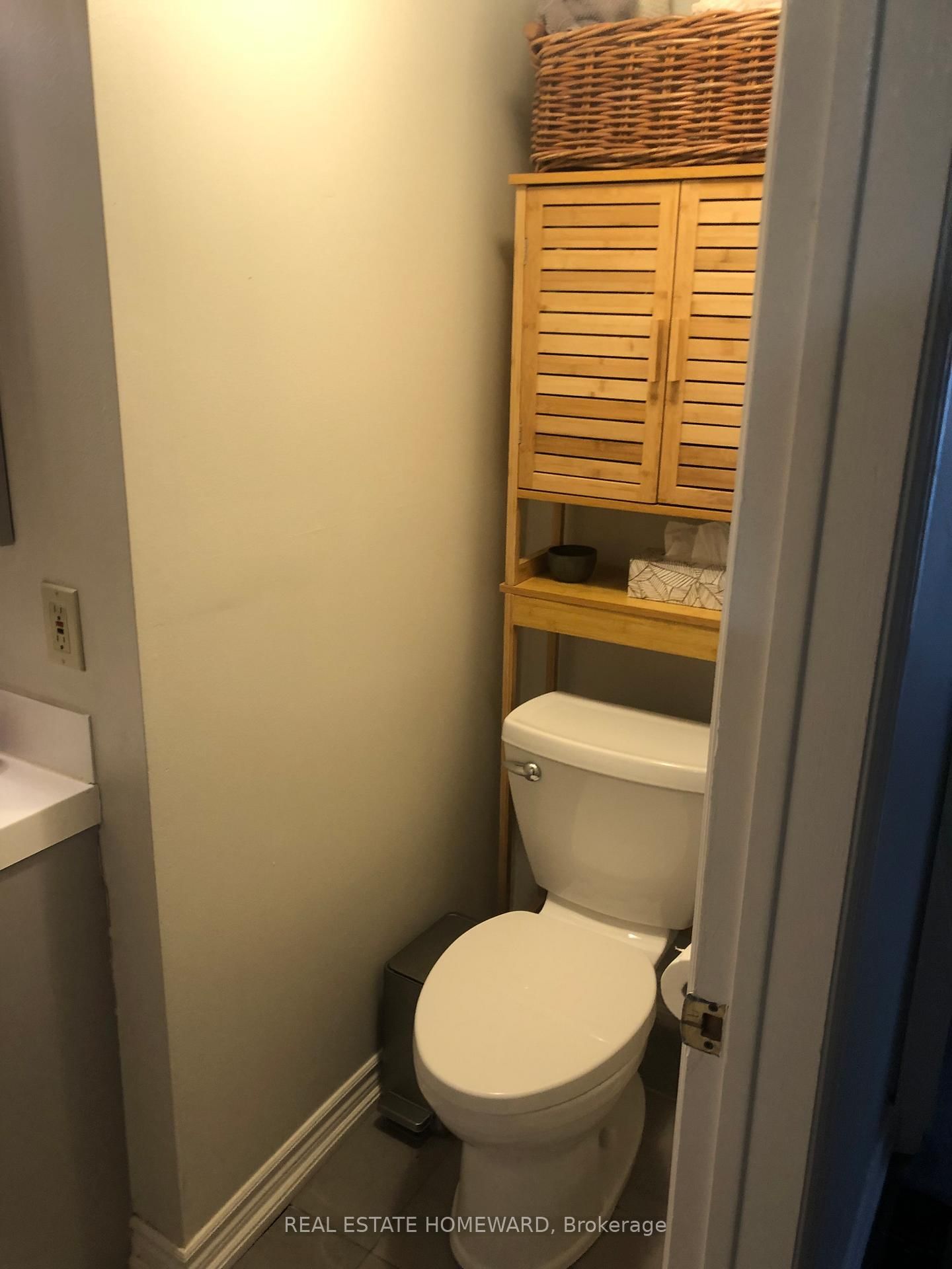 1897 Queen Street E - Photo 13