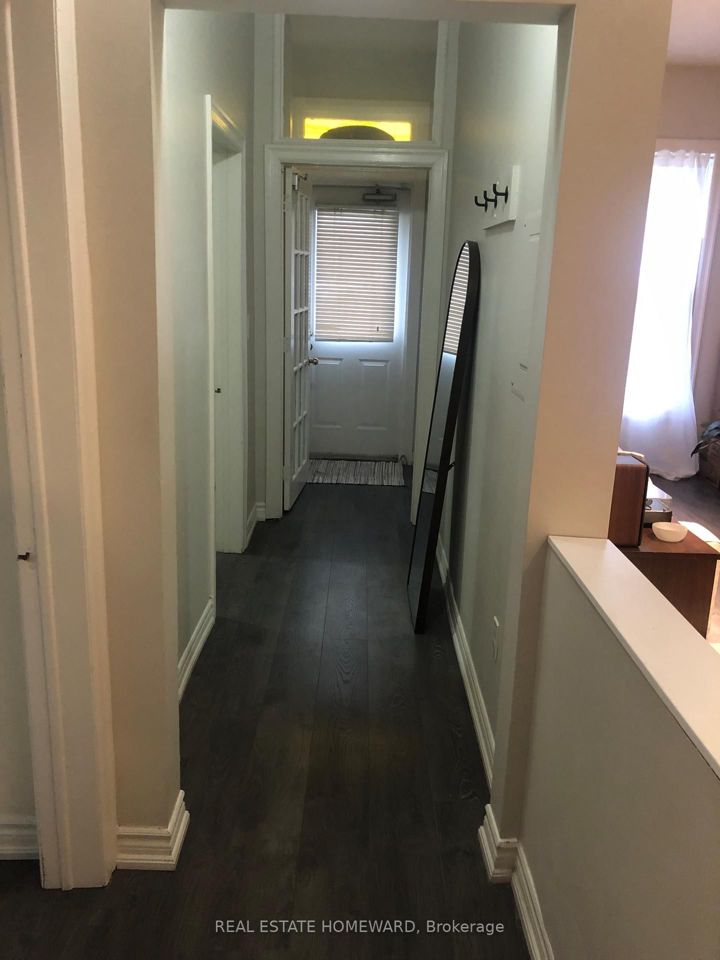 1897 Queen Street E - Photo 8