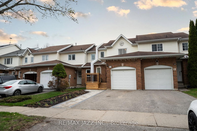 10 Pidduck St, Clarington, L1E 2W3 | Image 2