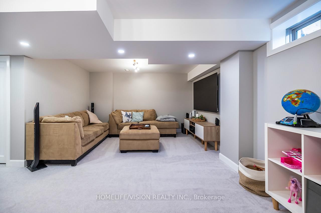 4 Dumaine Street - Photo 35