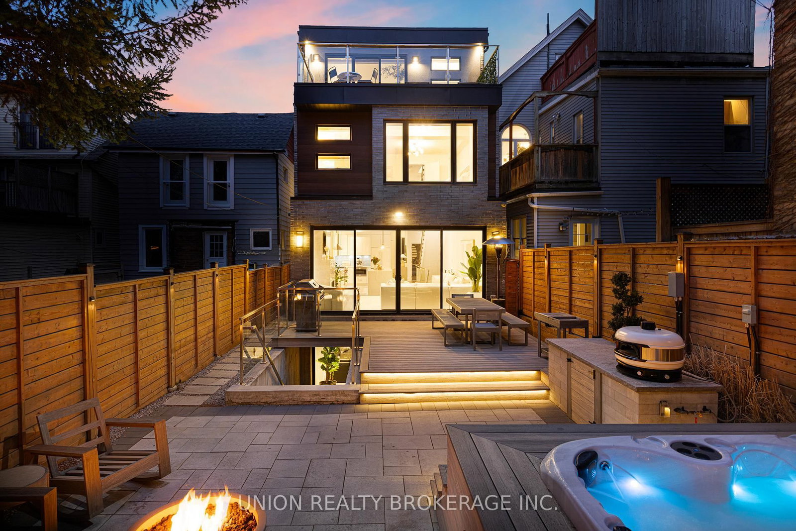 Detached House for sale at 105 Kenilworth Avenue, Toronto, Ontario, M4L 3S4 - The Beaches - MLS: E13061834