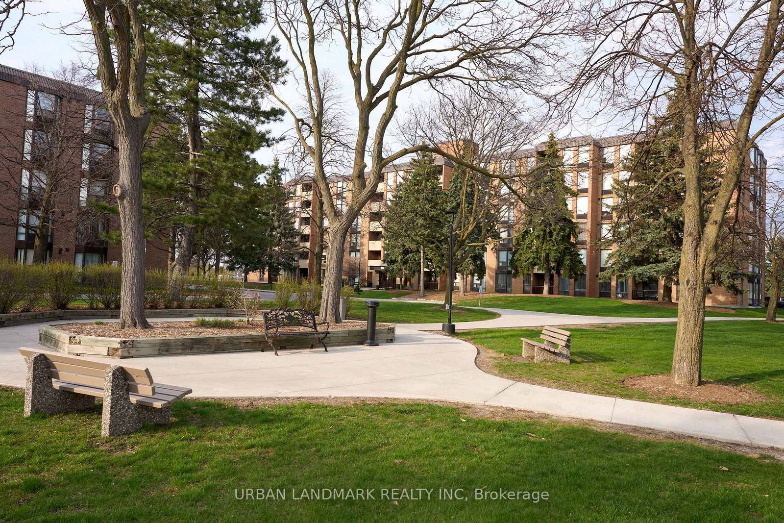 107-1535 Diefenbaker Crt, Pickering, view 27