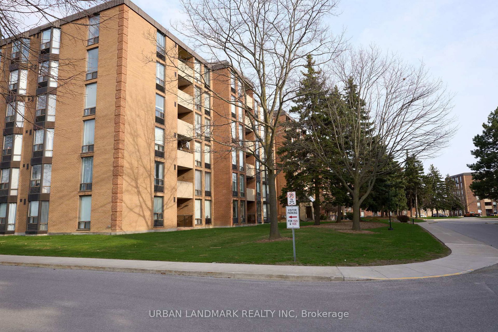 107-1535 Diefenbaker Crt, Pickering, view 30