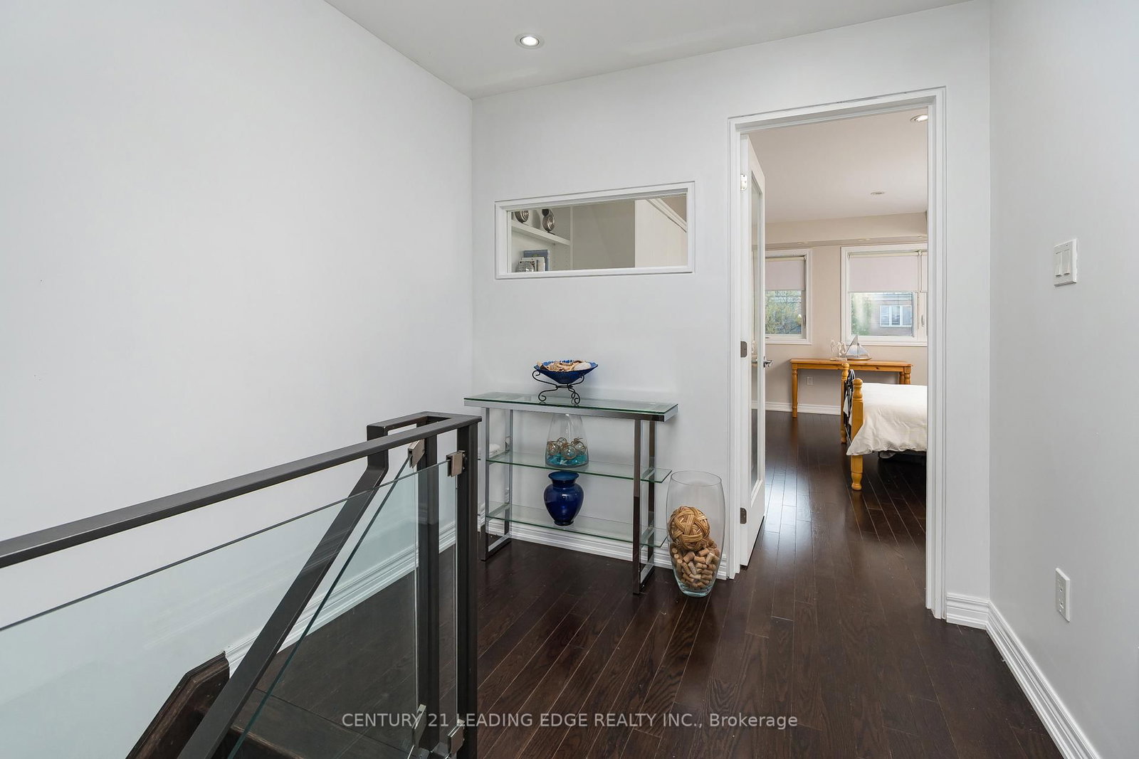 82 WOODBINE Avenue - Photo 16