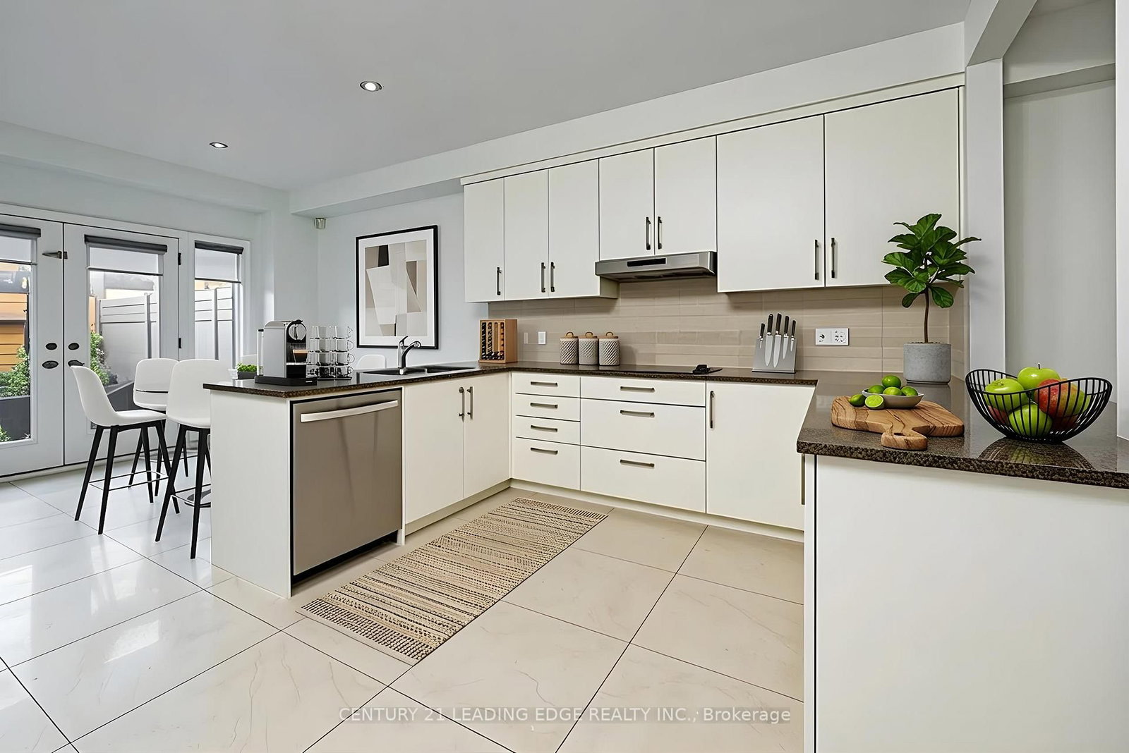 82 WOODBINE Avenue - Photo 9