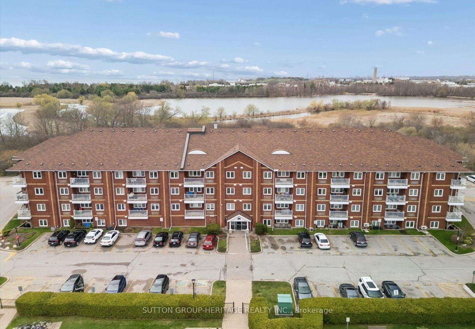 191 Lake Driveway W, Unit 414