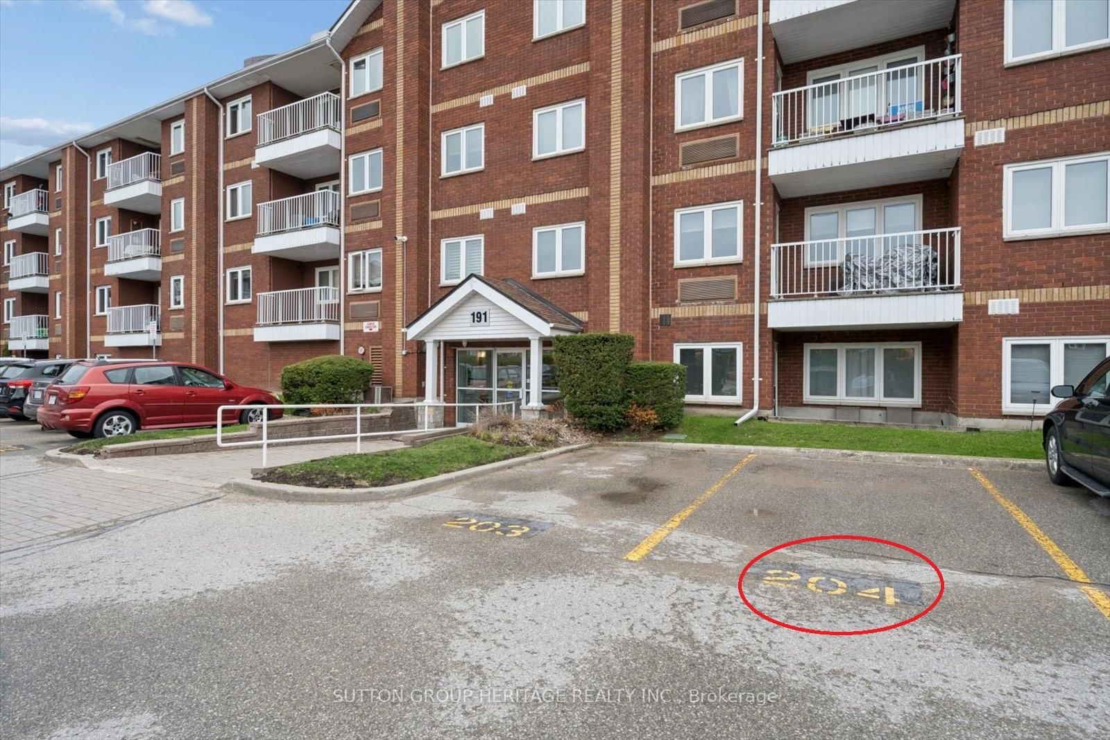 191 Lake Driveway W, Unit 414 - Photo 2