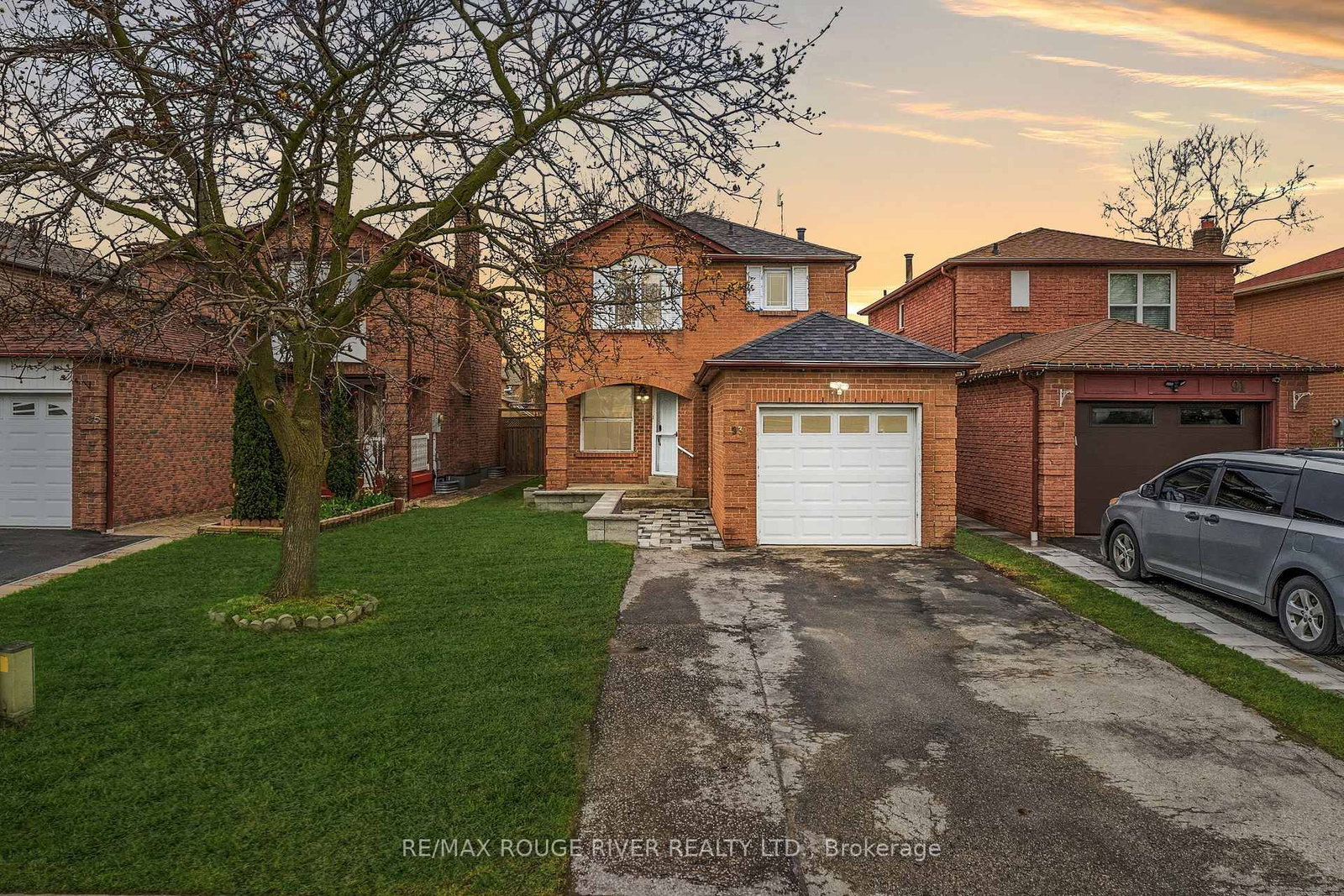 Detached House for sale at 93 Chatfield Drive, Ajax, Ontario, L1T 2J4 - Central West - MLS: E13062728