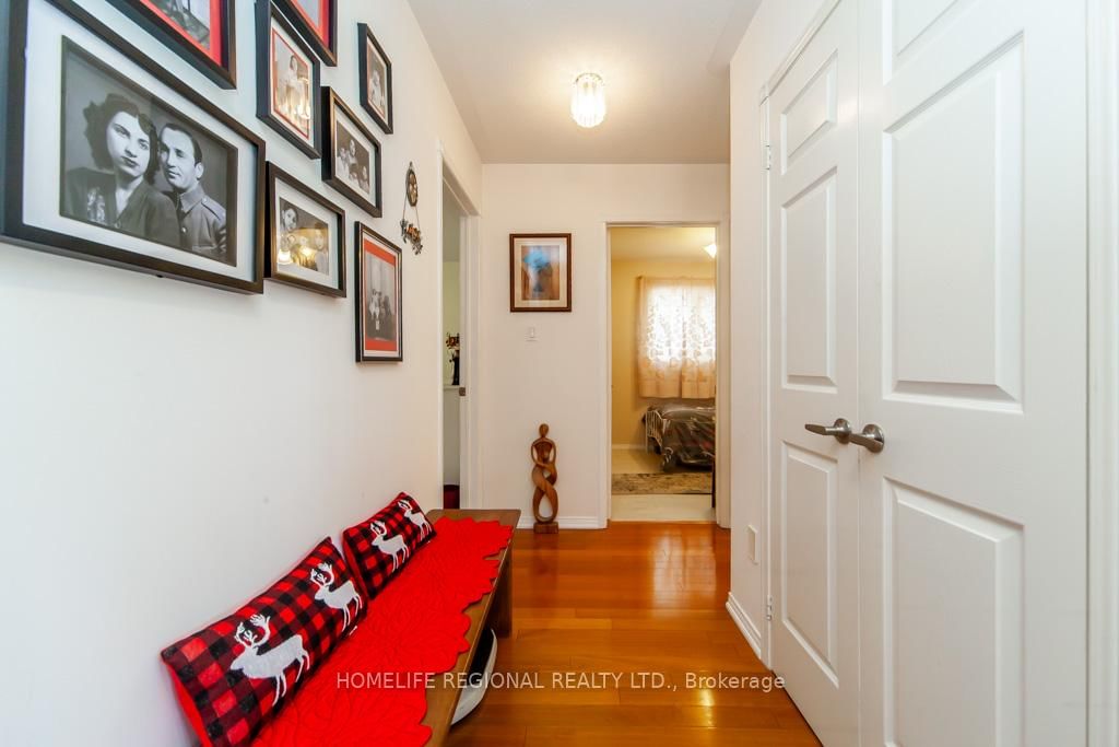 20 Rosemarie Crescent - Photo 11
