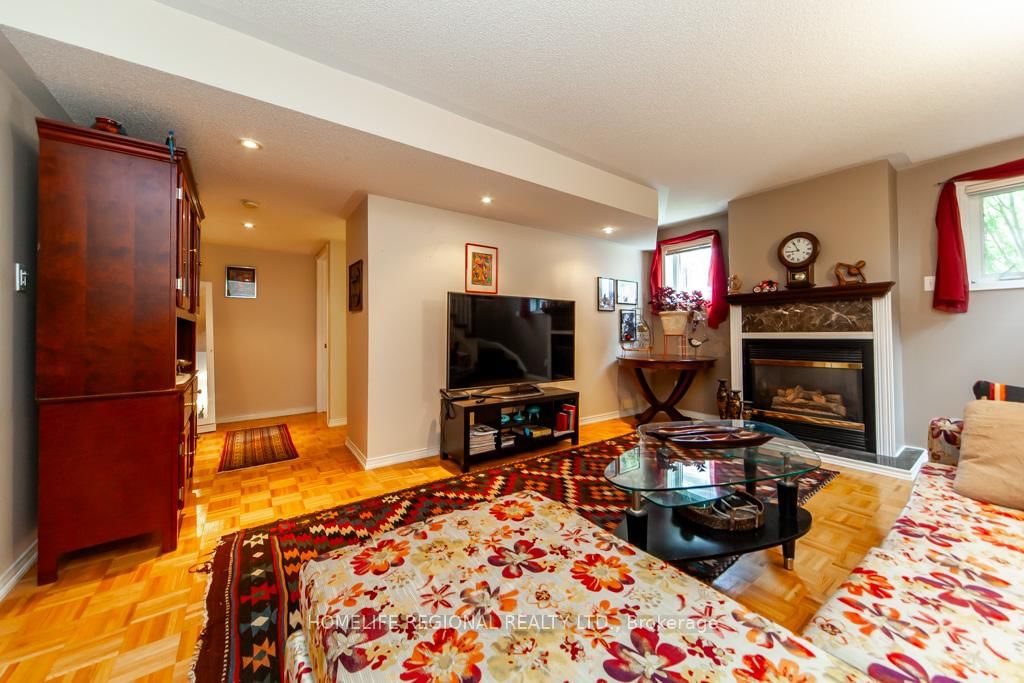 20 Rosemarie Crescent - Photo 16